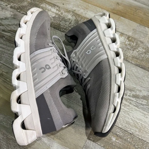 On Cloudswift 3 Mens 9.5 Shoes Green Running Walking Sneaker Gym Swiss Casual - Picture 3 of 12